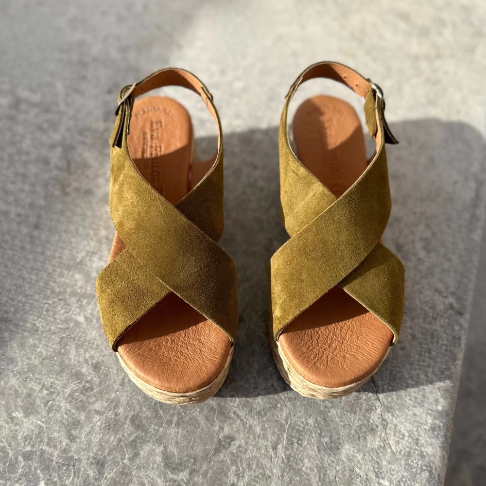 Eva Frutos 714 Kaki 5 Eva Frutos 714 Kaki – Image 5