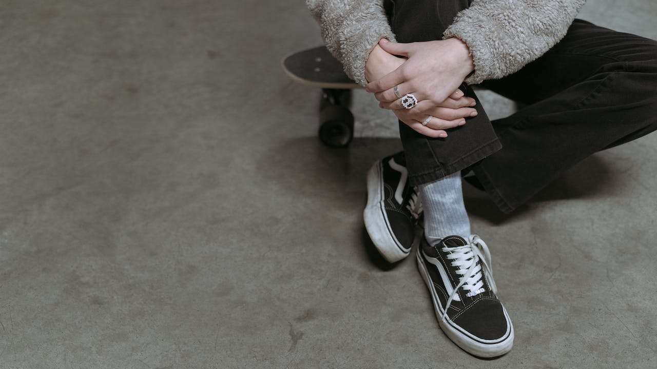 Devant -Chaussures Chic Et Tendance pexels ivan samkov 6968671