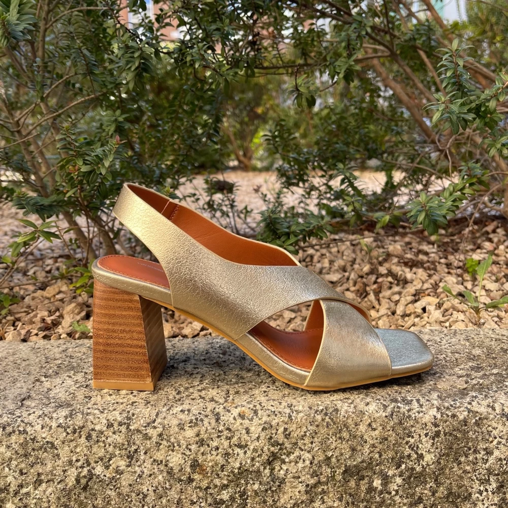 Vanessa Wu Sandale Maxinne Or 1 Vanessa Wu Sandale Maxinne Or