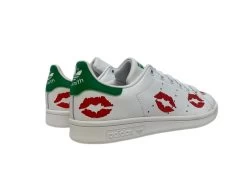 Stan Smith Adidas Customisée Bisous By Dr Sneaker -Chaussures Chic Et Tendance stan smith adidas customisee bisous by dr sneaker 3