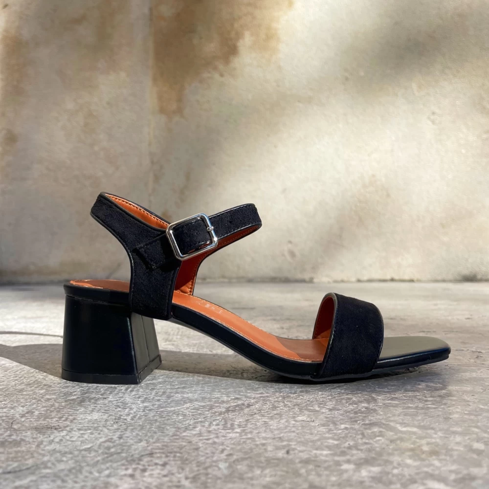 Vanessa Wu Sandale Cassy Noir 1 Vanessa Wu Sandale Cassy Noir