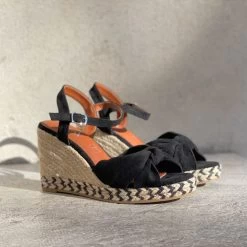 Vanessa Wu Sandale Céline Noir